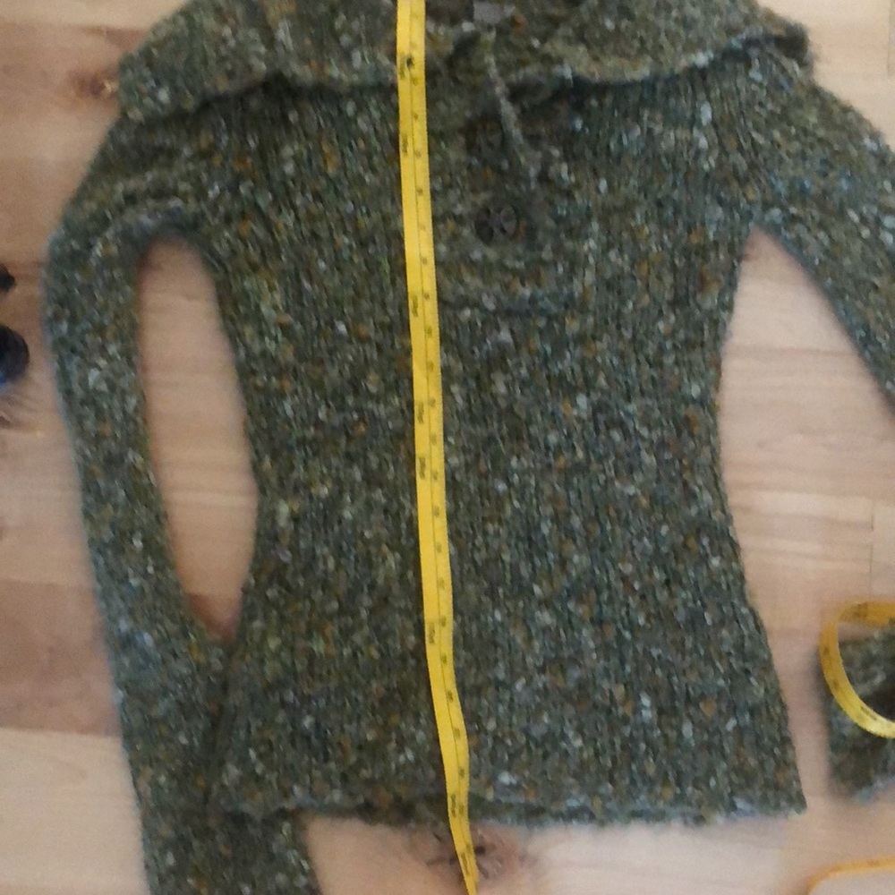 BKE Sweater - Picture 10 of 10